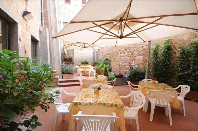 Albergo Duomo Montepulciano Stazione Kültér fotó